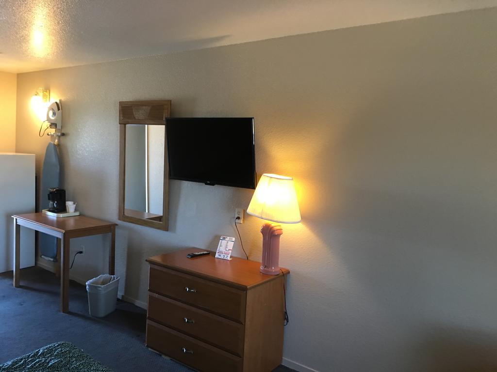Atwater Applegate Inn المظهر الخارجي الصورة
